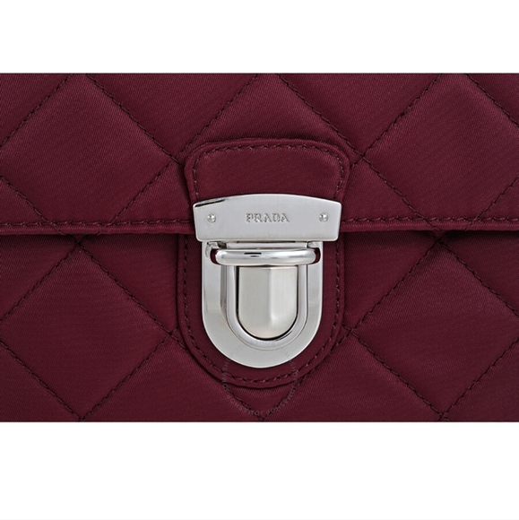 ❣️Prada Tessuto Impuntu Patina Bag❣️ - Picture 6 of 17